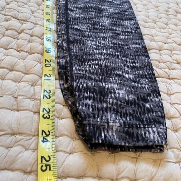 Calvin Klein Performance Quick Dry Pants - Picture 4 of 10